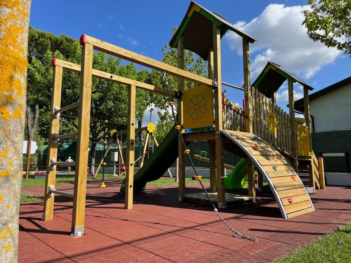 Camping Apuano Marina di Massa Eksteriør billede